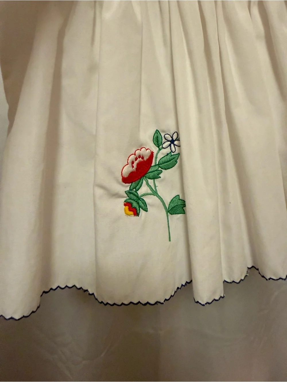 Vintage White Dress with Small Multicolor Prints